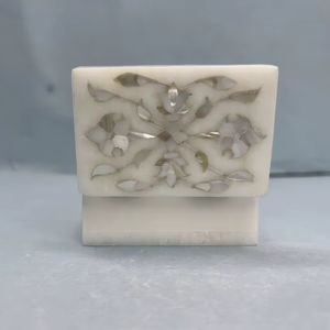 Joyero de mármol blanco moderno al por mayor, almacenamiento de piedra de lujo hecho a mano con Incrustaciones de nácar para anillos - Product Image 5