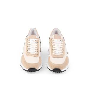 Chaussures de marche à lacets Moyo 1 Sibanda CW avec empeigne en faux daim et design rembourré - Product Image 1