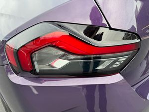 ¡Oferta increíble! 2024 M240i xDrive Turboalimentado de 6 Cilindros con Tracción en las Cuatro Ruedas, Equipamiento de Alta Gama, Color Metálico Thundernight - Product Image 5