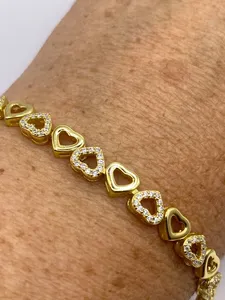 Bracelet tennis cœur pour femme en diamant de laboratoire 5 carats, argent sterling plaqué or, style vintage, pour anniversaire et fiançailles - Product Image 5