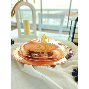 Cacerola de Metal de Latón con Textura Martillada, Acabado Brillante, Forma Redonda con Diseño en Relieve y Tapa, Productos de Cocina - Product Image 6