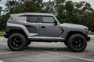 REZVANI TANK USADO 2021, Volante a la Izquierda/Derecha - Product Image 3