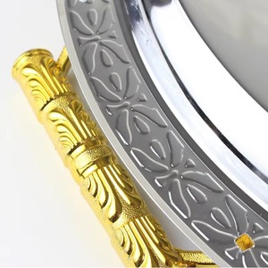 Plateau de service en acier inoxydable de forme arrondie élégant Designer classique Plateau de fruits fait à la main incroyable Plateau élégant et décoratif - Product Image 6