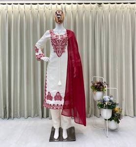 Conjunto de Pantalón y Top de Fiesta para Mujer, Diseño Exclusivo, Moderno, Bordado, Tela de Seda Romana, Reversible, para Todas las Temporadas, Corte Regular - Product Image 1
