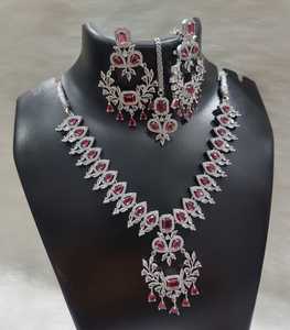 ชุดเครื่องประดับอินเดียมาใหม่พร้อม Maang Tika ชุดเครื่องประดับเจ้าสาวของขวัญงานหมั้นงานแต่งงาน - Product Image 4