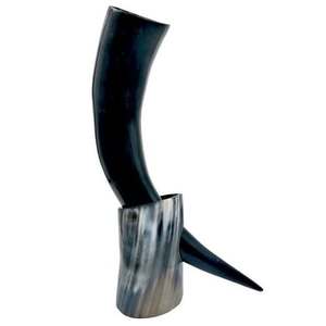 Corne à boire Viking de haute qualité avec support Style animal sculpté poli corne de bière à boire Viking naturelle par les exportations mondiales - Product Image 4