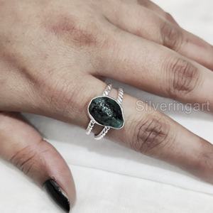 เครื่องประดับหินหยาบแหวนผู้หญิงพลอยธรรมชาติมรกตดิบพลอยพฤษภาคมเกิดหินบิดเป็นวงคู่925คริสต์มาสแหวนเงินสเตอร์ลิง - Product Image 4