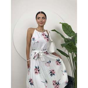 Vestido Transpirable con Cordones y Estampado de Rosas, Cuello Halter y Cintura Natural 2158 - Product Image 1