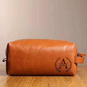 Neceser de viaje con organizador de cuero PU inicial para padrinos de boda, bolsa de viaje para hombre con cremallera y ASA, regalo para hombres - Product Image 6