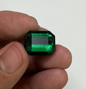 ธรรมชาติได้รับการรักษา16.46ขนาดใหญ่ได้รับการรับรองสีเขียวสดใสคุณภาพดีแปดเหลี่ยมรูปร่างแซมเบียมรกตโดย Sadiya นานาชาติ - Product Image 6