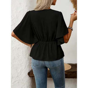 Blusa de Crepé Importada con Botones Delanteros y Manga Corta para Mujer, 32928 - Negra - Product Image 5