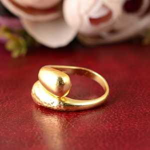Bague Bohème Martelée au Design Tendance, Bague en Laiton Bohème pour Femme, Bague Ondulée Plaqué Or 18K pour Vente en Gros OEM ODM - Product Image 2