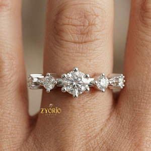 Anillo de Diamantes de Laboratorio de Oro de 10K con Cinco Piedras, Anillo de Boda Redondo Baguette para Mujer - Product Image 1