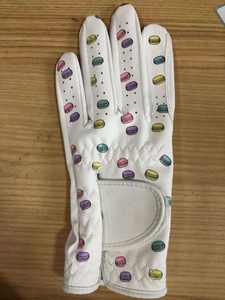 Guante de golf Storm Grip para todo clima Protección avanzada contra la lluvia con palma de cuero texturizado para un agarre máximo en condiciones húmedas - Product Image 6