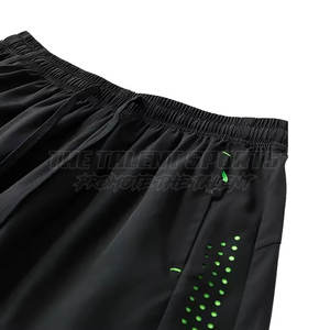 Pantalones Cortos Deportivos para Hombre para Entrenamiento y Uso Diario, Pantalones Cortos Deportivos para Hombre con Tela Transpirable para un Rendimiento Activo - Product Image 4