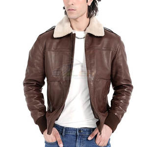 Elegante chaqueta de piel de oveja con logotipo frontal de tela de lona Características ecológicas y a prueba de viento Forro grueso Ajuste cómodo - Product Image 4