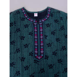 Camisón Largo Casual para Mujer Evolve, Tela Alpina, Suave, Manga Corta, Bolsillos Laterales, Cuello Bordado, Diseño Estampado - Product Image 2
