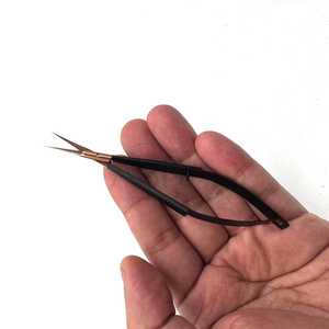 Ciseaux à cuticules en acier inoxydable noir et or rose, ciseaux multifonctionnels droits pour sourcils, manucure, ciseaux à ressort avec pointe de lame tranchante - Product Image 2