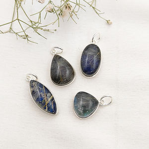 Labradorite naturelle & Quartz Rutile Doublet Poire Pendentif en pierre précieuse-Pendentif en argent 925 pour femme - Product Image 5