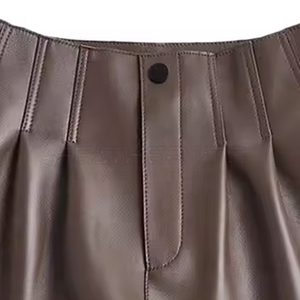Pantalones cortos informales de cuero para mujer, precio al por mayor, para uso en exteriores, con logotipo personalizado, pantalones cortos de cuero ligeros de gran tamaño para mujer - Product Image 2