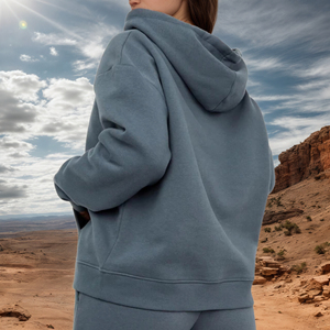 Venta al por mayor de manga larga Sudadera con capucha Lady Women Crop Top Pullover Hoodies Sudaderas con capucha cortas para las mujeres - Product Image 4