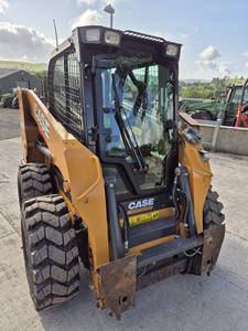 2020 para Skid Steer SR 210B Diesel con motor Eaton Hydraulics FPT y alta eficiencia - Product Image 2