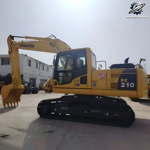 Excavatrice Komatsu PC210 d'occasion, 22 tonnes, godet de 1,2 m³, marque japonaise d'origine, excavatrice de construction sur chenilles moyennes, faible nombre d'heures, certifiée CE - Product Image 3