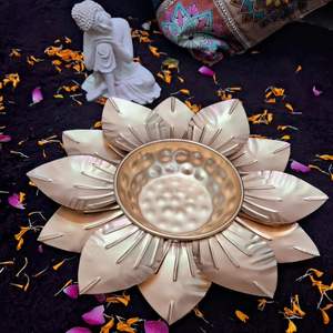 Bol décoratif Urli en métal pour fleurs flottantes pièce maîtresse décoration maison décoration fête traditionnelle indienne - Product Image 4