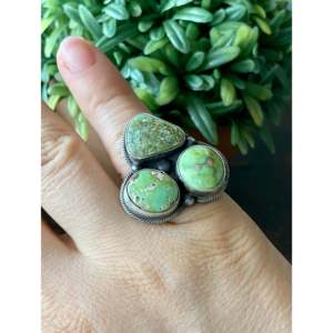 Bague pour homme Ella Peters en argent sterling avec turquoise dorée Sonoran, style bohème, idéale pour le quotidien, taille 5.5, avec pierres naturelles - Product Image 2