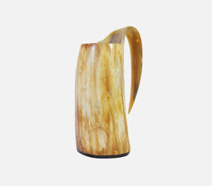 Corne à boire viking artisanale de qualité supérieure avec une finition en grain d'ambre naturel exquis, style nordique traditionnel, buffle poli - Product Image 3