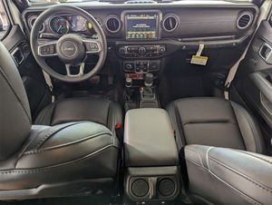 Usado perfectamente a bajo precio para 2023 Je-ep Wrangler Rubicon - Product Image 4