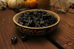 Dados de Cuerno de Búfalo Natural, Ecológicos y con Patrones de Grano Únicos para Juegos de Mesa de Rol, Alta Calidad - Product Image 4