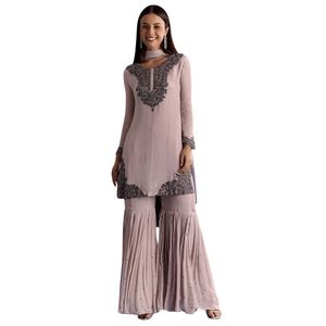 Ensemble Kurta perlé en chinon beige avec ombre Dupatta pour réception de fête de mariage et célébrations culturelles personnalisées - Product Image 1