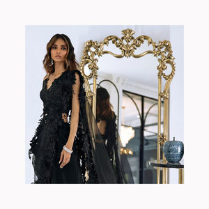 Derniers motifs ethniques indiens Élégant pour dames en soie Salwar Kameez Filet festif en coton pakistanais pour les fêtes - Product Image 4