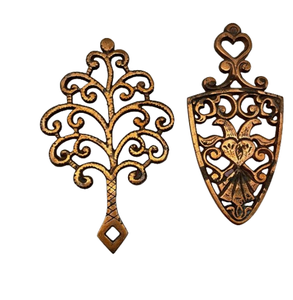 Lo último en posavasos de metal con estilo, salvamanteles con forma floral dorada, salvamanteles de cocina de metal, accesorios de mesa hechos en la India - Product Image 5