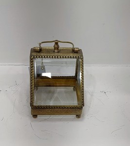 กล่องใส่เครื่องประดับแก้วเรียบง่ายเหนือกาลเวลา สไตล์มินิมอล สำหรับเก็บเครื่องประดับและของตกแต่งบ้าน จากอินเดีย - Product Image 6