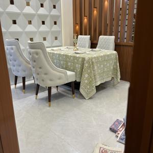 Nappe en tissu imprimé à la main en Inde, motif floral vert avocat, nappe artisanale, cadeaux de fête de Noël et de mariage - Product Image 2