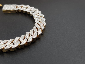 Alta calidad de lujo VVS Moissanite Diamond Silver \ Gold Cuban Link Bracelet para hombres Party Wear Venta en joyería de lujo - Product Image 5