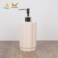 Ensemble d'accessoires de salle de bain en résine comprenant un distributeur de savon Boîte à mouchoirs Porte-brosse à dents Ensemble de toilette stocké Hôtel Maison