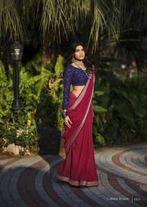 Vente en gros de collection Saree fantaisie en soie de lin Catalogue complet pour les vêtements de fête Vêtements indiens et pakistanais à des tarifs réduits - Product Image 4