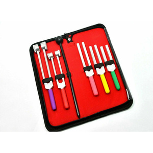 Diapasones de alta calidad para la curación vibracional | Juego de diapasones médicos de aleaciones de aluminio CHAKRA - Product Image 6