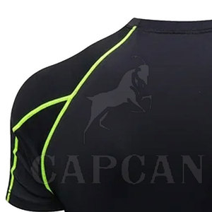 T-shirts d'été à compression coupe ajustée pour hommes Vêtements de fitness à séchage rapide avec design personnalisé léger - Product Image 4