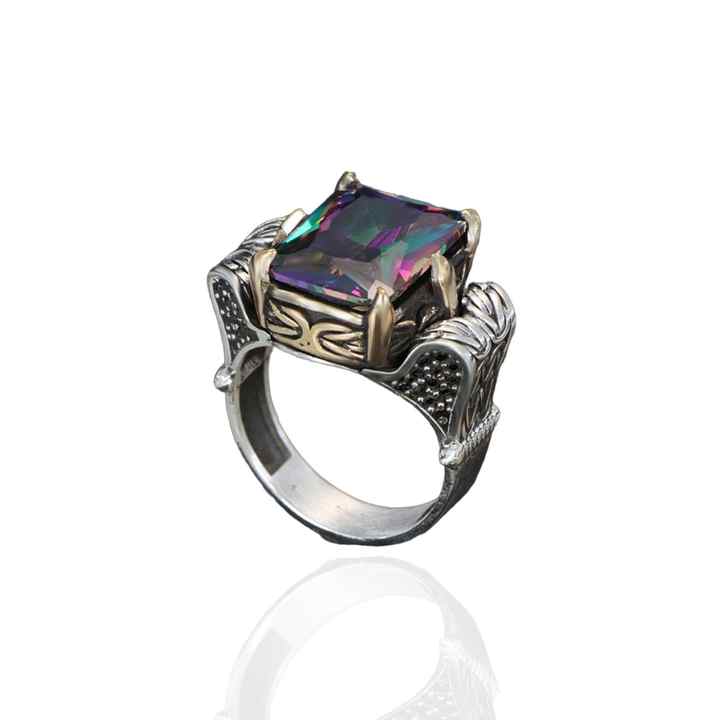 925 Sterling Silver Men's Ring with Claw Figured Red Garnet Stone