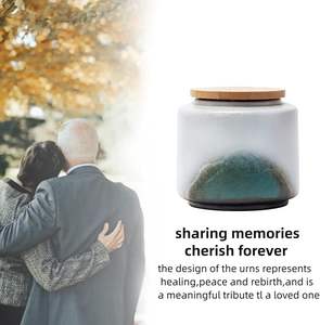 Petite urne de montagne en céramique blanche moderne durable et caractéristique de sécurité pour les cendres des adultes, des enfants et des animaux de compagnie Souvenir décoratif - Product Image 4