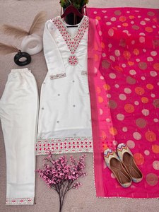 Elegante collezione Eid miglior tessuto a prezzi accessibili vestiti Pakistani per le donne indiano e Pakistani abbigliamento di moda asiatica - Product Image 5