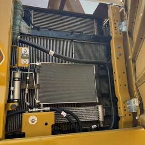 Excavatrice sur chenilles Caterpillar 323 GC d'occasion - Équipement de construction, capacité 0,9-1,4 m, garantie 4 ans, moment de charge élevé, vidéo - Product Image 2