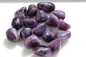 Venta al por mayor de ágata Natural amatista cristal caído piedras preciosas talladas Reiki Chakra equilibrio meditación decoración para el hogar a granel - Product Image 2