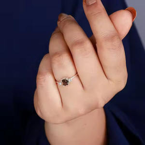 Anillo minimalista de Plata de Ley 925 para mujer, corte redondo de cuarzo ahumado con ajuste de punta, banda de compromiso clásica para fiesta de boda - Product Image 5