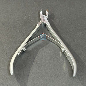 Coupe-ongles professionnel en acier inoxydable avec lame incurvée pour les ongles des doigts - Product Image 2