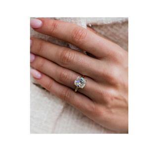 Anillos de diamantes de lujo asequibles a su alcance, un anillo de diamantes como una alianza de boda única disponible a un precio asequible - Product Image 5